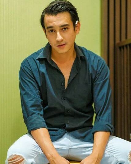 Aliff Alli Khan 4b328