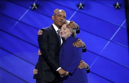 Obama Hiillary Clinton Korban Master Photoshop 8