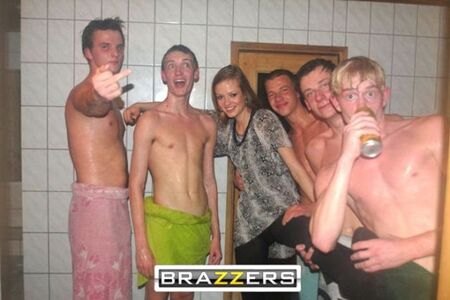 Logo Brazzers Mengubah Segalanya 24