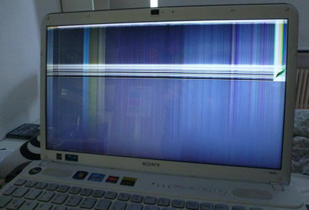 Solusi Layar Laptop Rusak 1