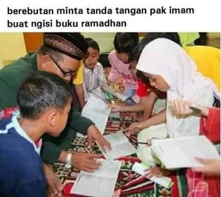 Meme Bulan Ramadhan 12