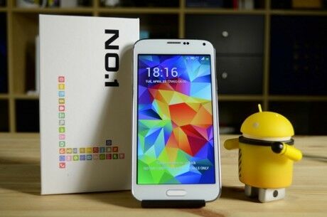 Galaxy S5 Replika Cuma Seharga 2 Jutaan