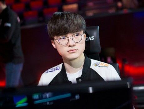 Faker F3b5d