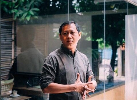 Produser Adalah 274ae
