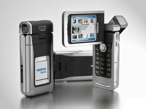 10 Handphone Unik Yang Pernah Dijual 8