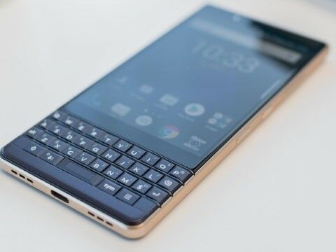 Blackberry Luncurkan Hp Baru Dengan Onwardmobility 71b6c