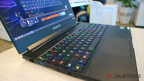 Gigabyte Aero Series Laptop Gaming Tipis 13 Wm