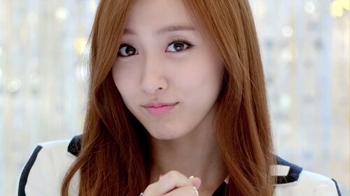 foto haeryung cantik