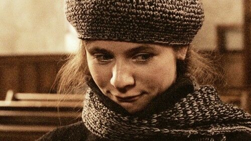 Emily Watson 6e768