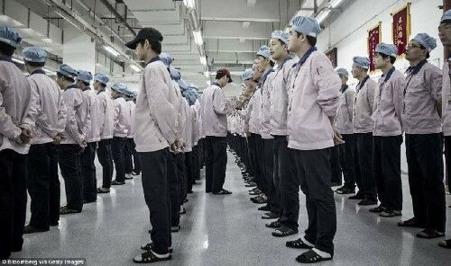 Kisah Sedih Dibalik Produk Mewah Apple 3