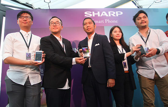 sharp-r1-dan-sharp-pi-indonesia-rilis-4