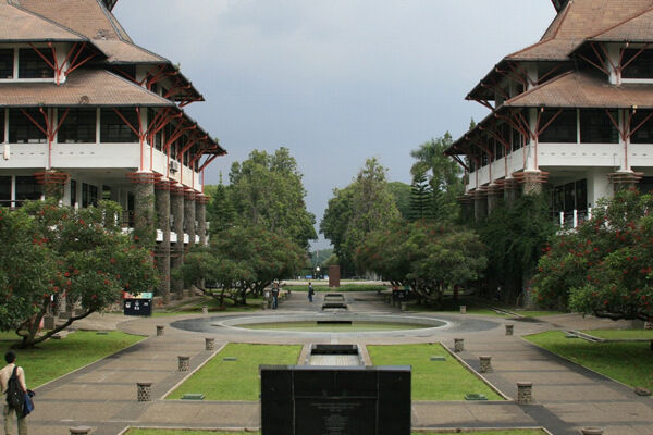 5 Universitas Jurusan  IT Terbaik di Indonesia Calon 