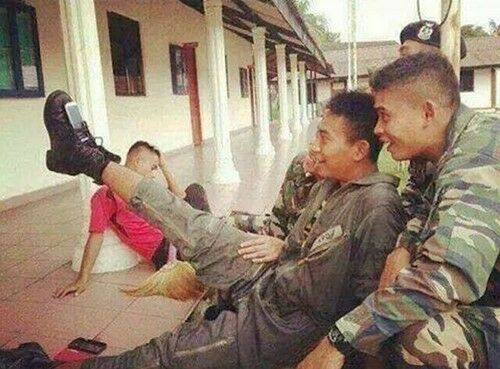Tongsis Antimainstream 7
