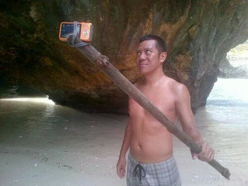 Tongsis Antimainstream 10