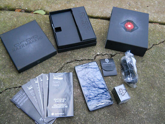 Tips Beli Smartphone Bekas old stock atau stok lama