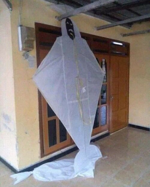 Layang Layang Pocong 3d667