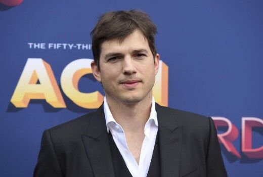 Ashton Kutcher B9f73