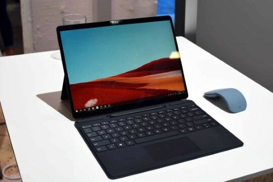 Microsoft Surface Pro X Custom F8af3