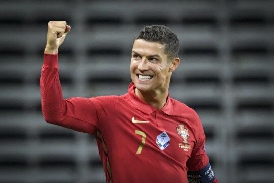 Cristiano Ronaldo 33aba