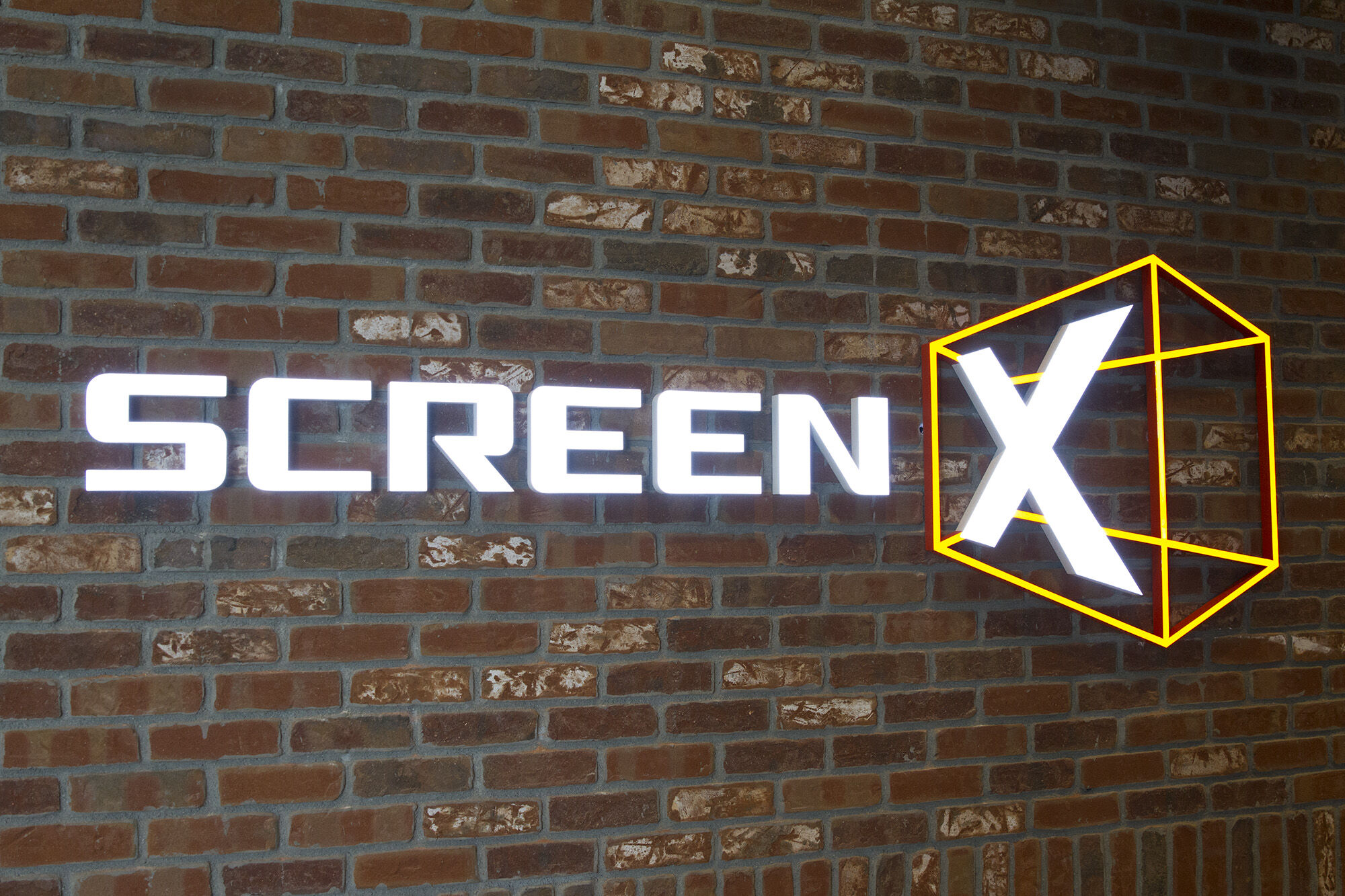 screen-x