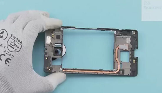 Smartphone Dengan Sistem Pendingin Canggih 3