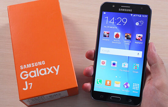 Oppo F1 Vs Samsung Galaxy J7 4