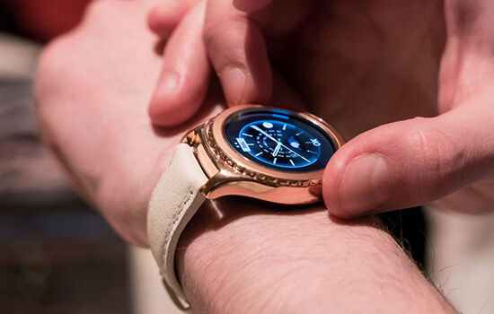 Smartwatch Rose Gold 3