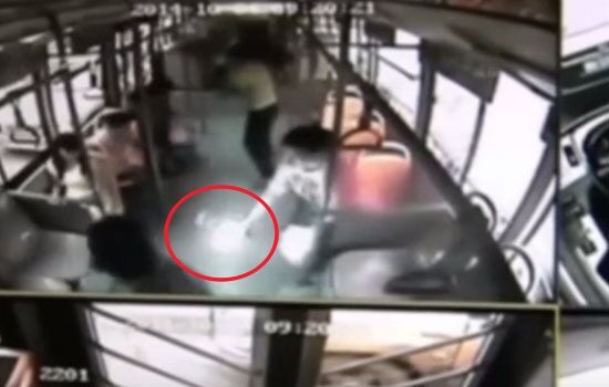 Kejadian Ponsel Meledak Di Dalam Bus Di China