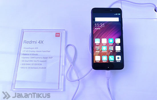 Xiaomi Redmi Note 4 Dan Xiaomi Redmi 4x 4