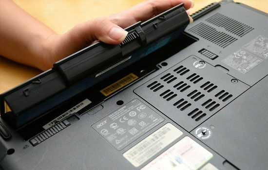 Laptop Kena Air 2