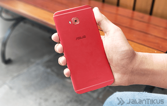 Review Asus Zenfone 4 Selfie Pro 11