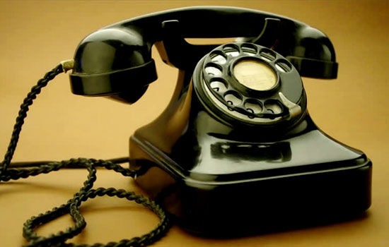 Transformasi Alat Komunikasi Telepon 31cb1
