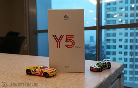 Unboxing Huawei Y5 Prime 2018 C4b40