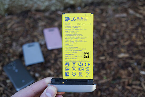 Baterai Yang Dapat Dilepas Lg G5