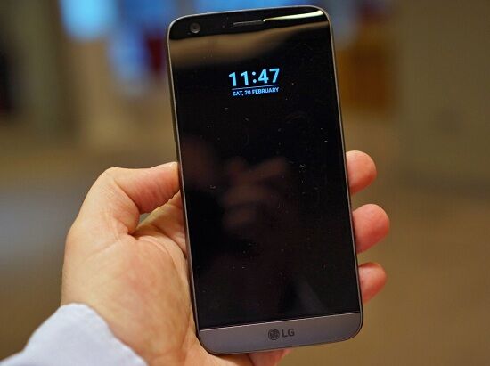 Hands On Lg G5 9