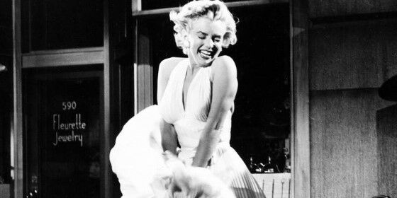 Gaun Marilyn Monroe 387f4