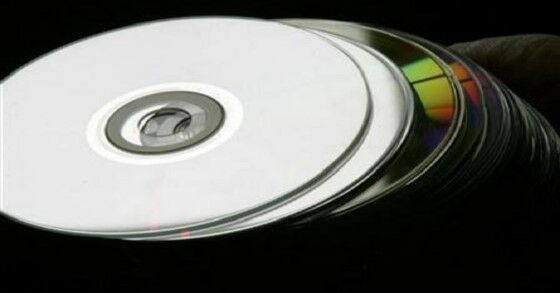 Kepingan CD 6794c