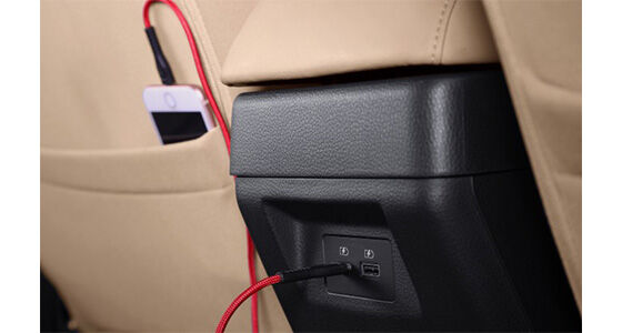 USB A USB C Mitsubishi New Xpander 2022 668e1
