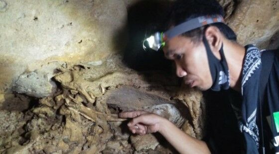 Penemuan Fosil Manusia Purba Di Indonesia Terdapat Pada Lapisan 4c6e9