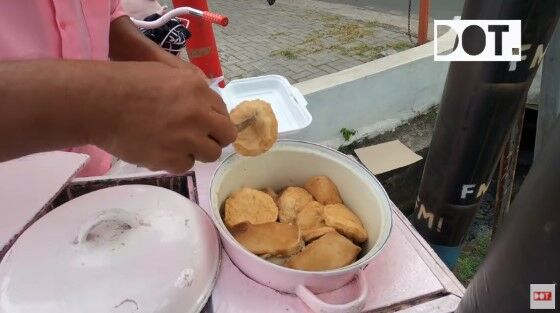 Miliarder Siomay Pink Bangkrut A0351