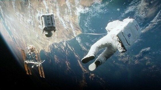 Gravity 2013 10bfe