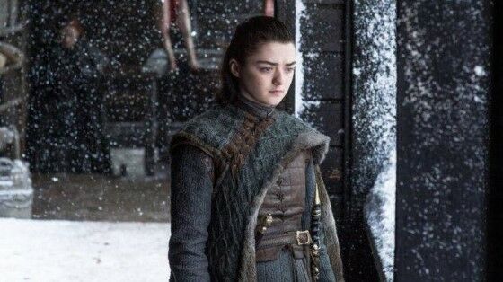 Maisie Williams 202b2