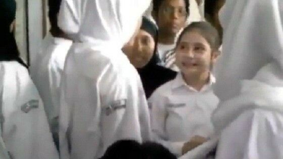 Prilly Latuconsina 52d2f