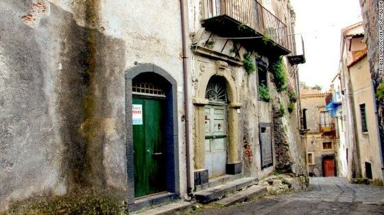 Rumah Murah 1 Euro De548