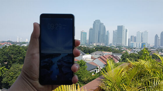 Review Vivo V7 Tampak Depan