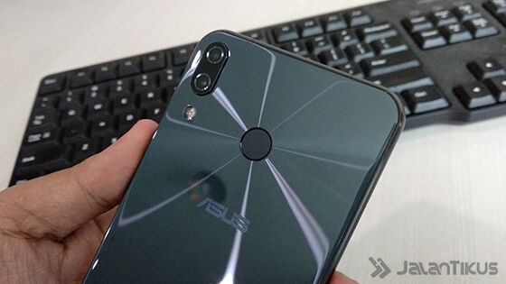 Asus Zenfone 5 Kamera 6024a