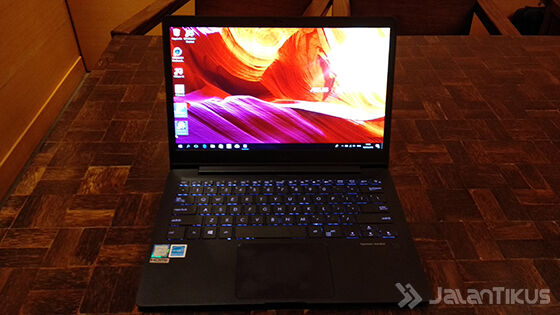 Review Asus Zenbook Ux331ual Desain 42c8e