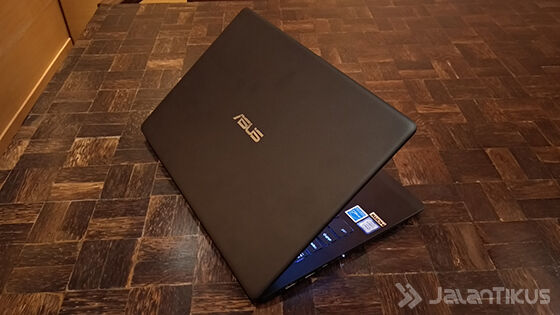Review Asus Zenbook Ux331ual Impresi 7819a