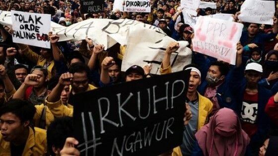 Menyuarakan Pendapat 31fad