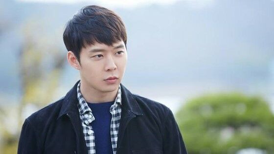 Park Yoo Chun B8848